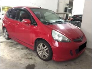 https://www.mycarforum.com/uploads/sgcarstore/data/11/Honda Jazz 14A 02_35634_1.jpg